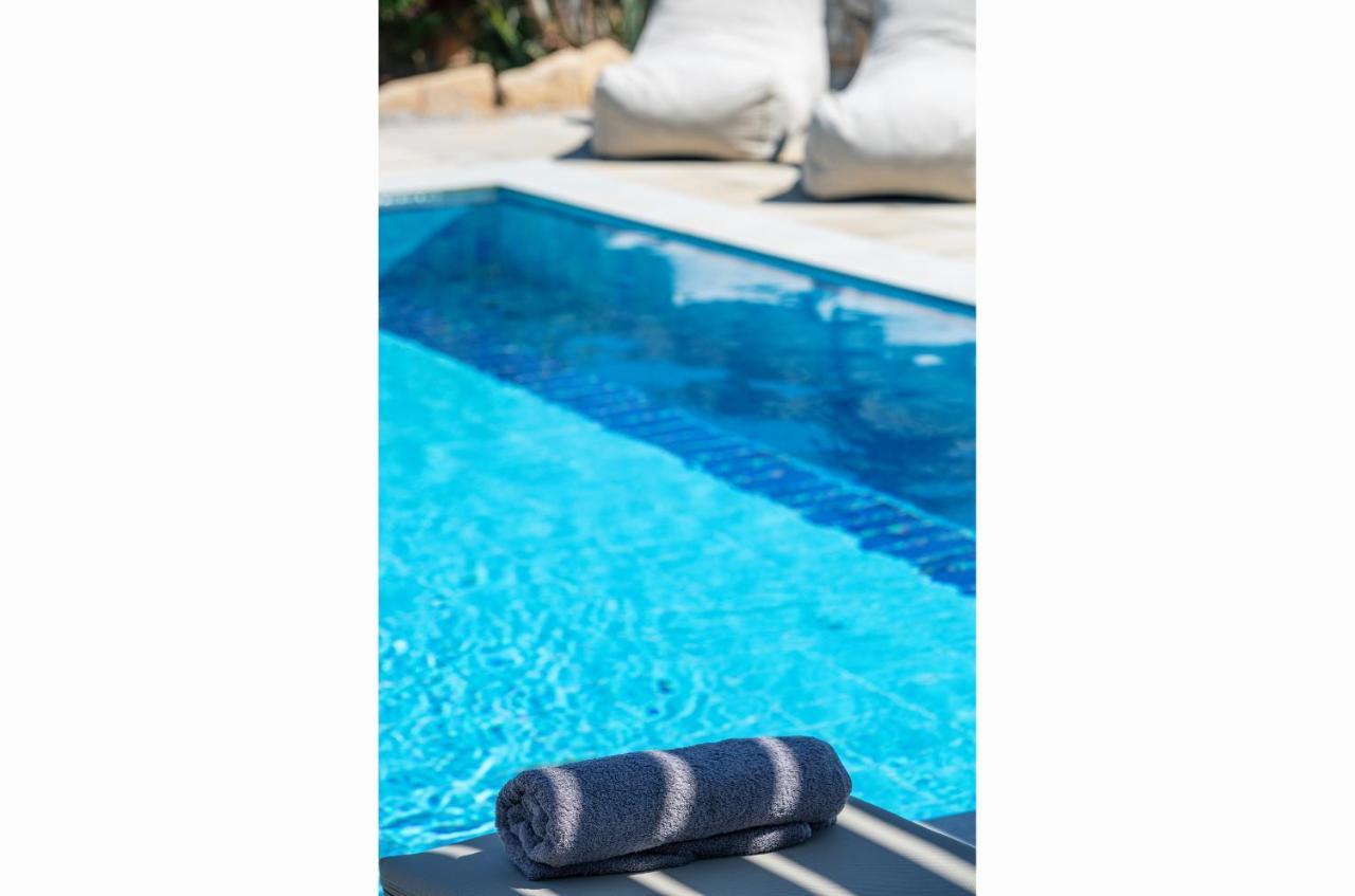 Evgoro Luxury Suites Agia Galini Exterior foto