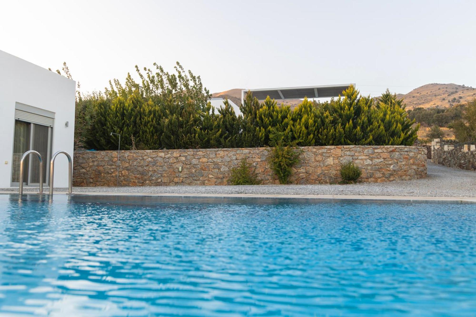 Evgoro Luxury Suites Agia Galini Exterior foto